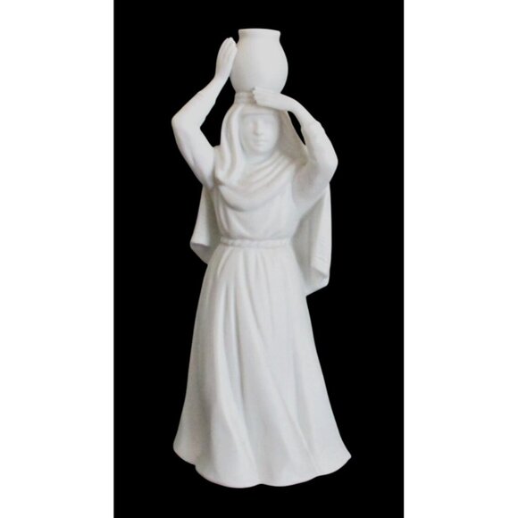 Avon Nativity Collectibles Women with Water Jar Figurine Vintage 1990 - Picture 2 of 8